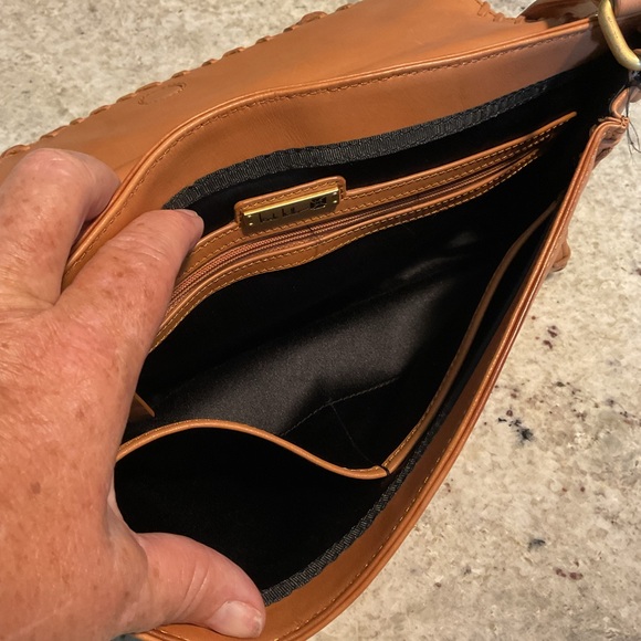 Nicole Miller Tan Leather Fringed Shoulder Purse Adjustable Strap - Picture 8 of 9